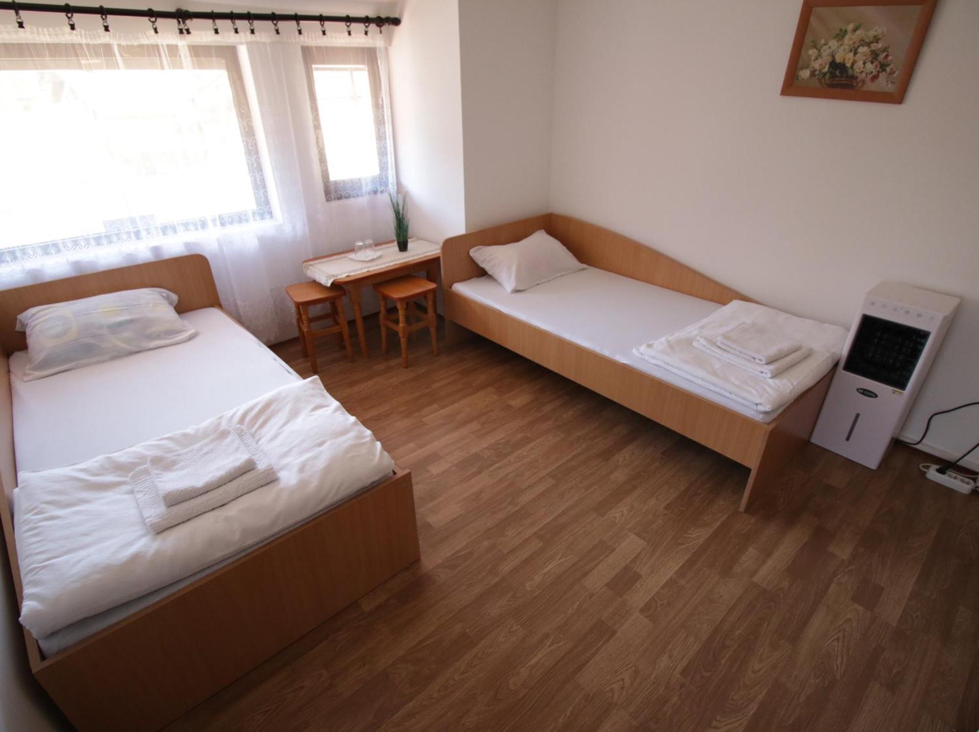 Rooms Jankovic Donji Milanovac Exterior photo