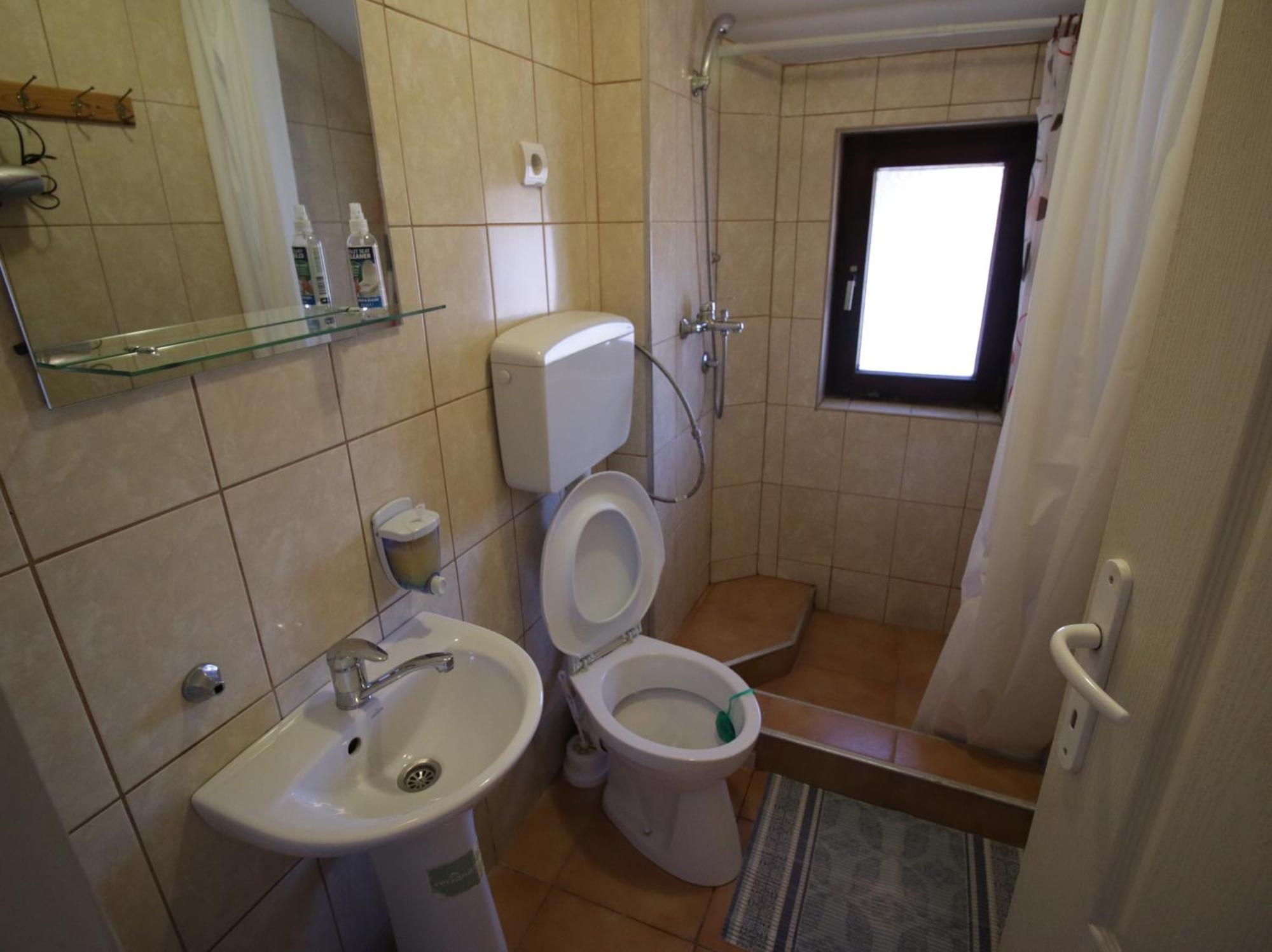 Rooms Jankovic Donji Milanovac Exterior photo